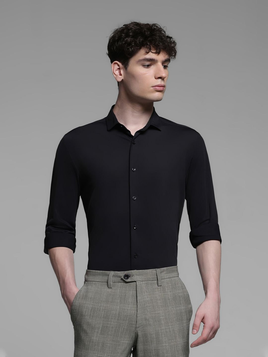 BLACK FULL SLEEVES SHIRT - XL