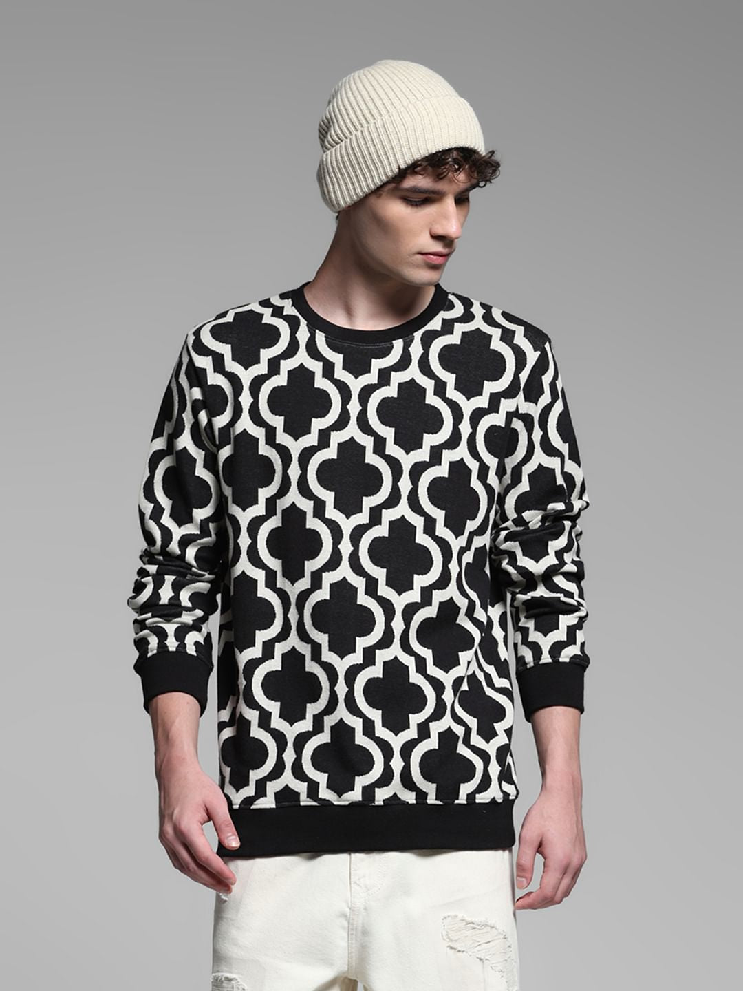 Black Jacquard Printed Pullover - M
