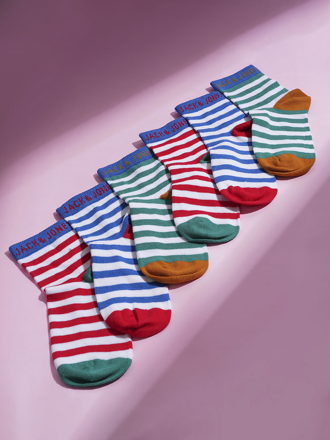 レッグウェア Kith Variegated Striped 3-Pack Socks Buy Striped Red/ Sky Socks for men