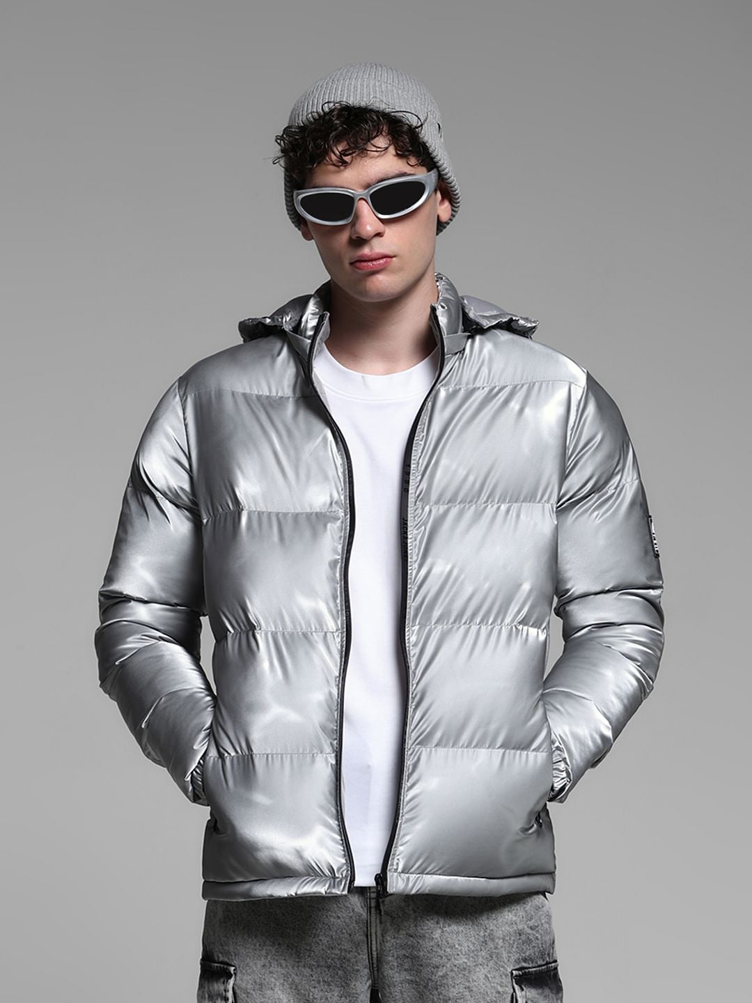 GREY FOIL PRINT PUFFER JACKET - L