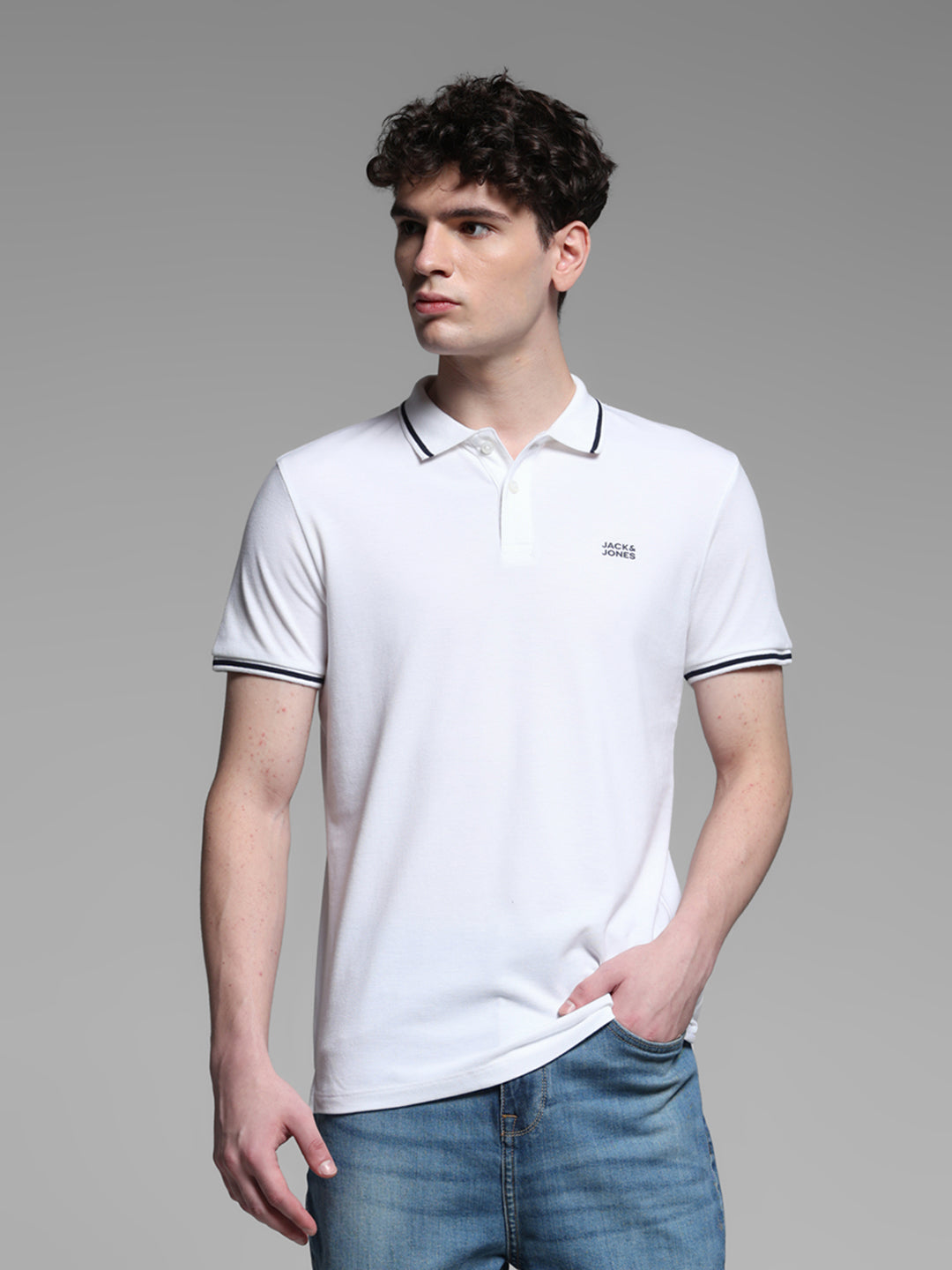 Men's White Regular Fit Solid Polo T-Shirt With Contrast Tipping