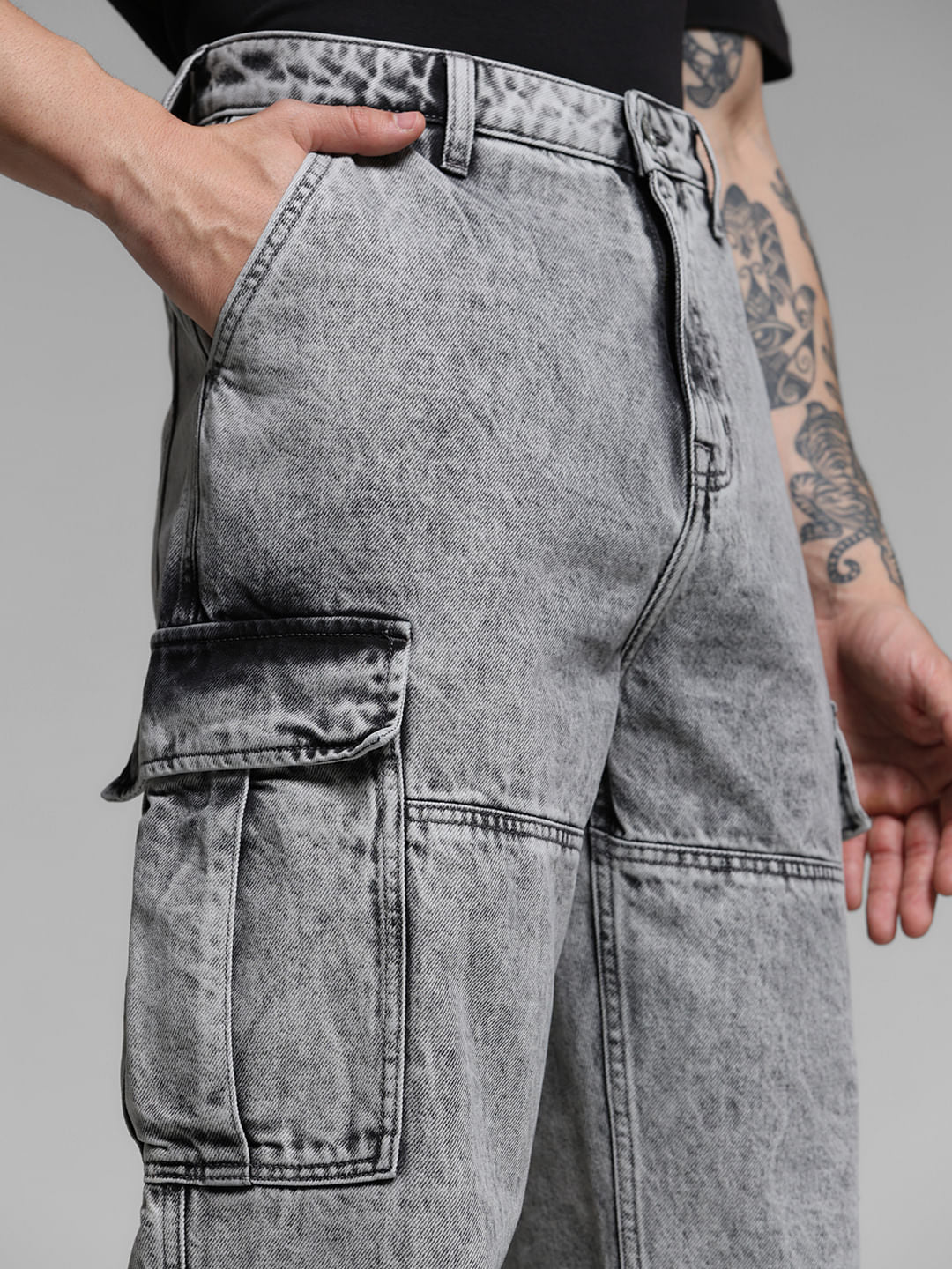Grey Pocket Detail Dario Loose Fit Jeans