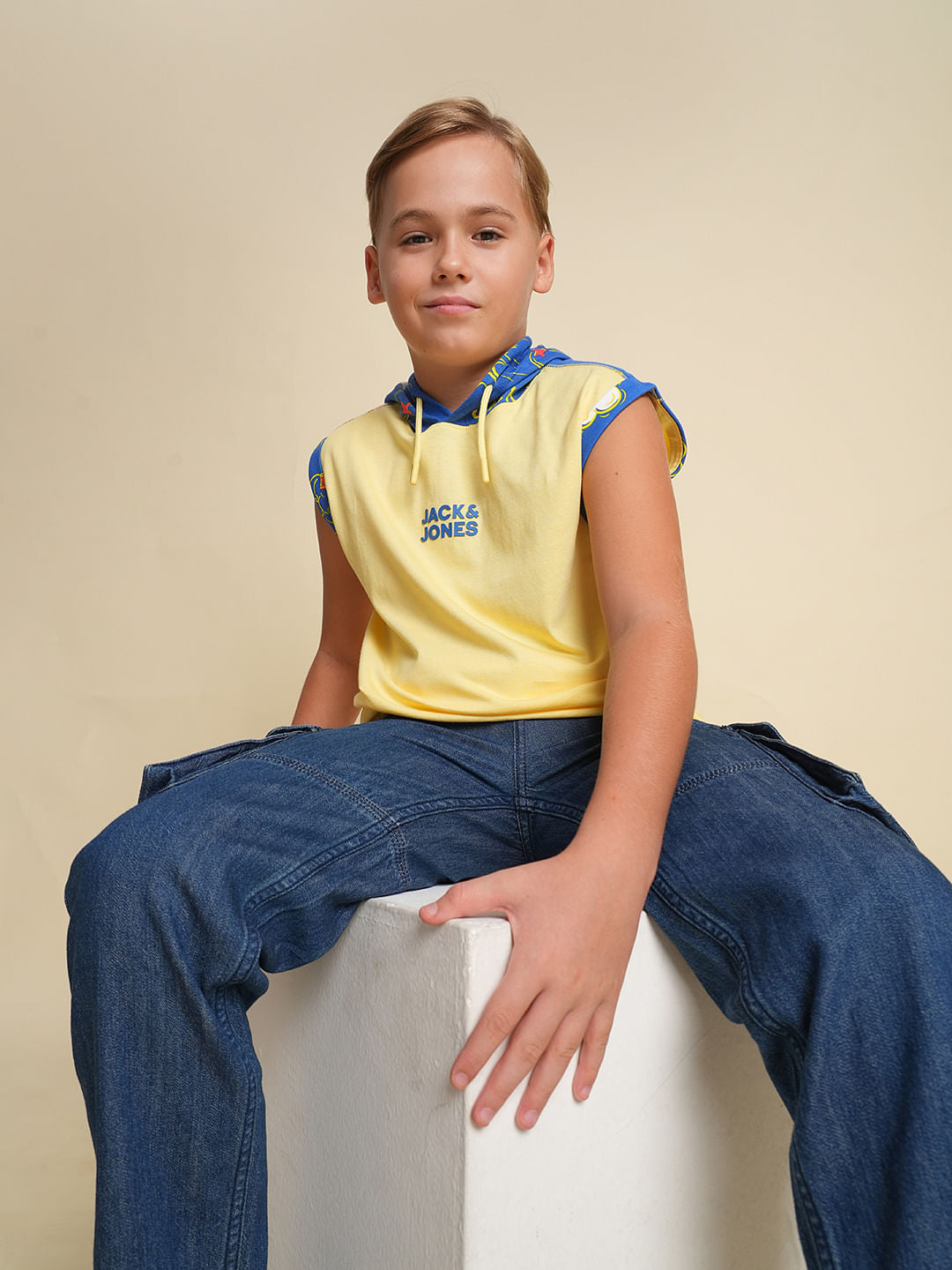 Boys Yellow Hooded Sleeveless T-shirt