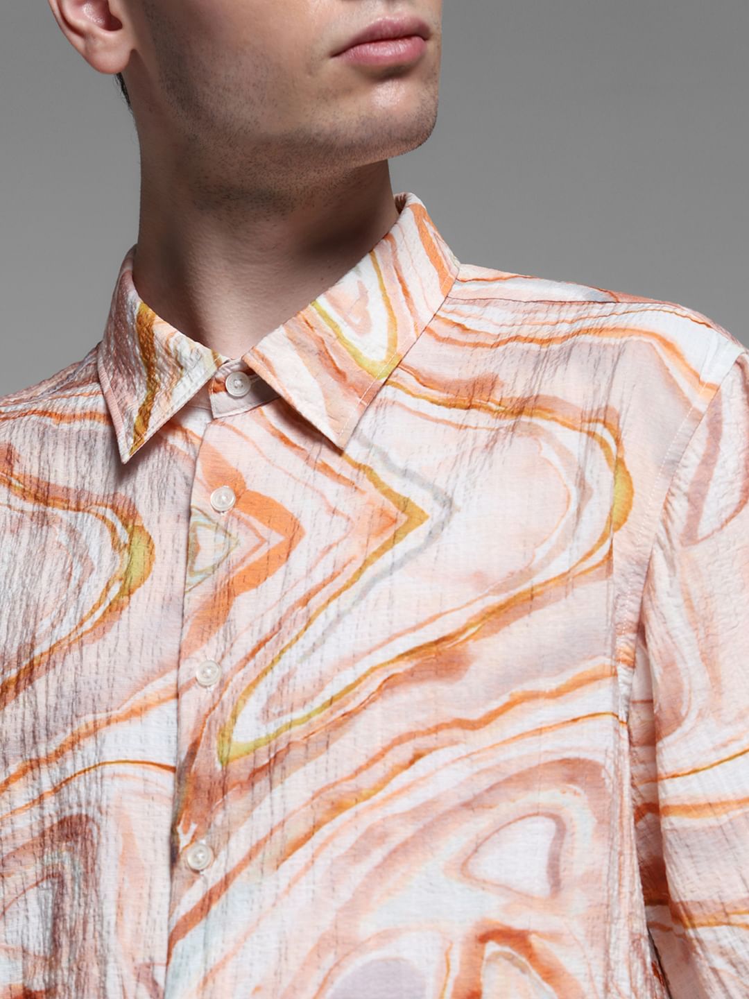 BROWN SHORT SLEEVES SHIRT