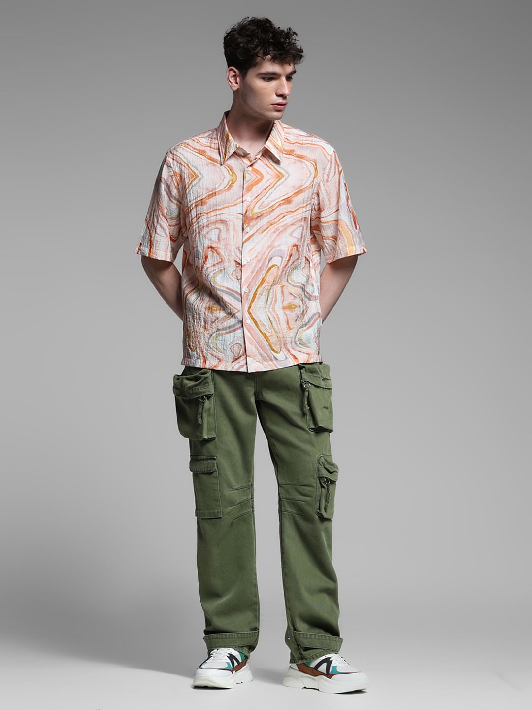 BROWN SHORT SLEEVES SHIRT