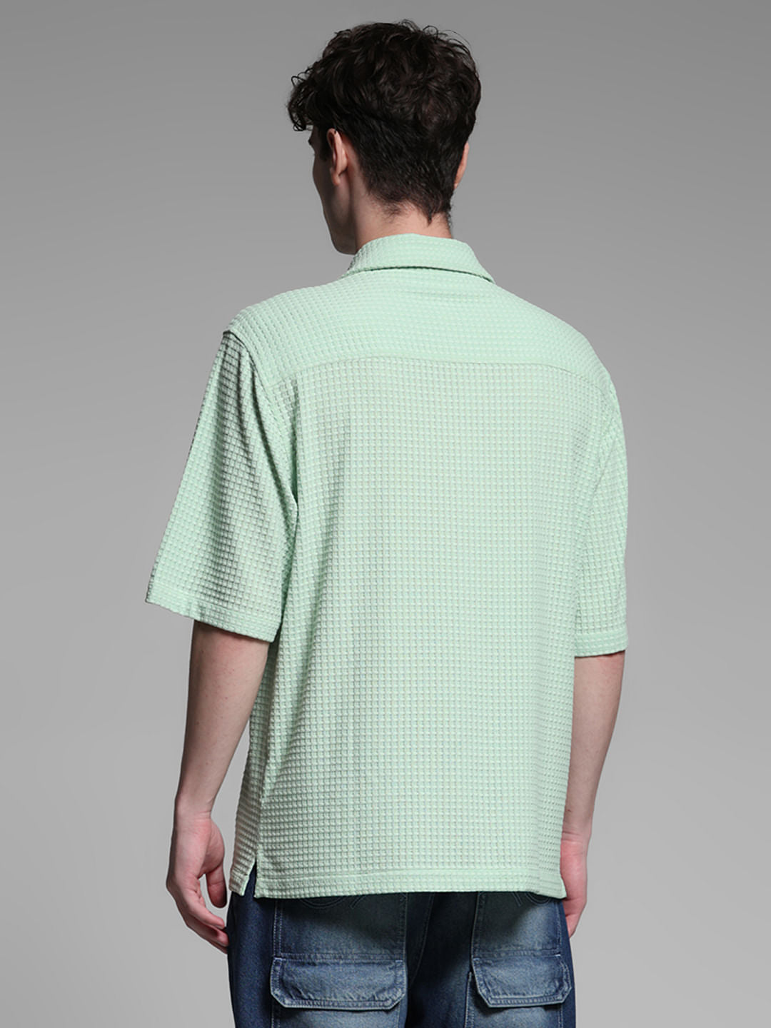 LIGHT GREEN OVERSIZE SHIRT