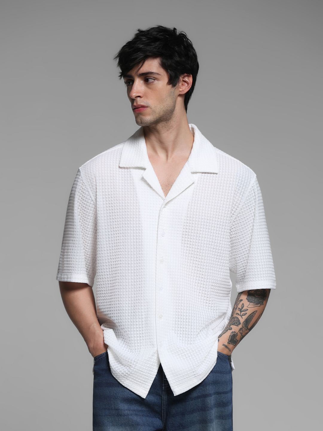 White Oversized Short Sleeves Shirt - S