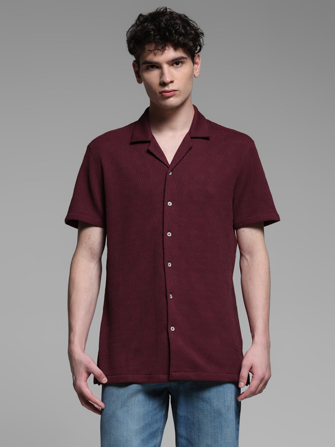 Men's Burgundy Textured Resort Collar Relaxed Fit Shirt