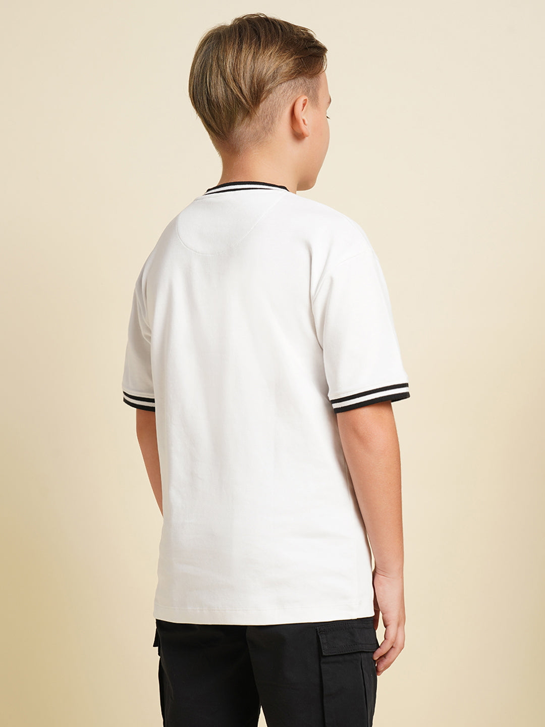 Boys Cotton Graphic Print T-Shirt With Ribbed Sleeves - White
