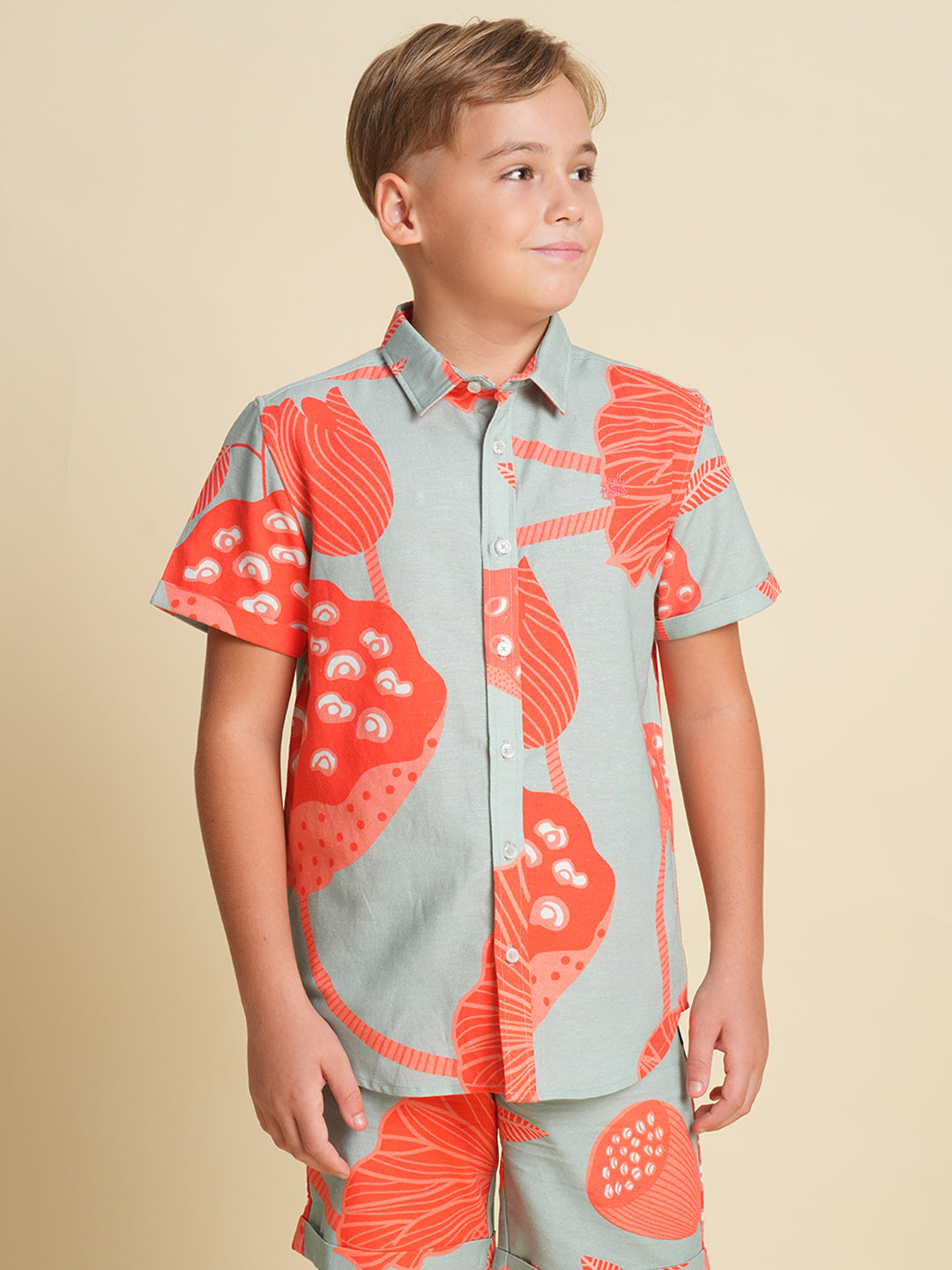 JUNIORS Blue Regular Fit Floral/Tropical Shorts