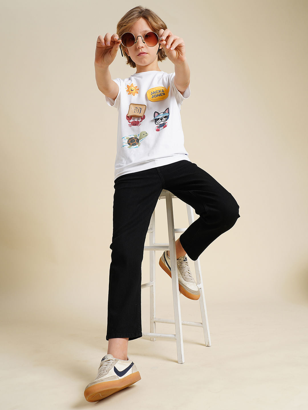 Boys Black Mid Rise Cropped Jeans