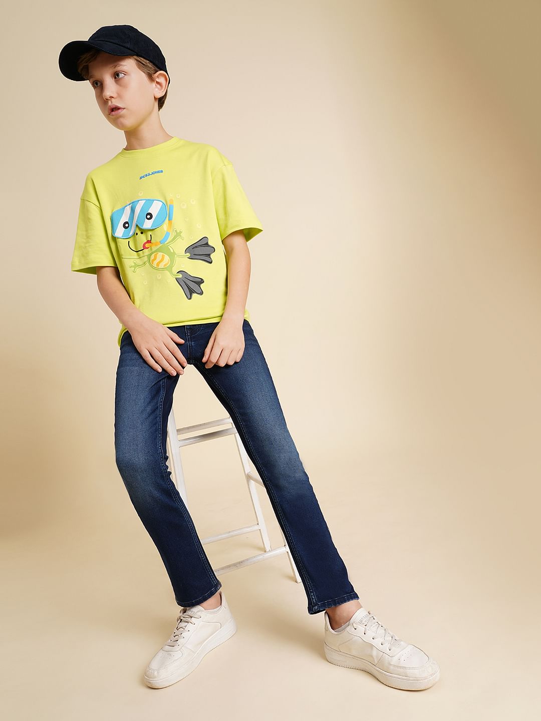 Boys Dark Blue Mid Rise Straight Fit Jeans