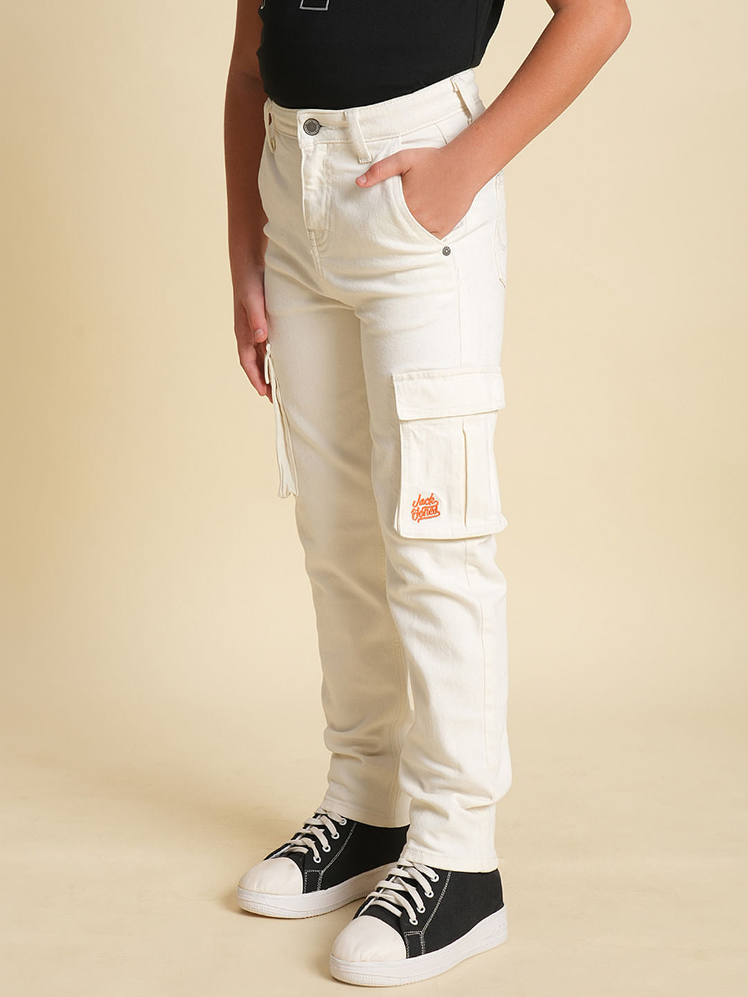 Boys White Mid Rise Cotton Jeans