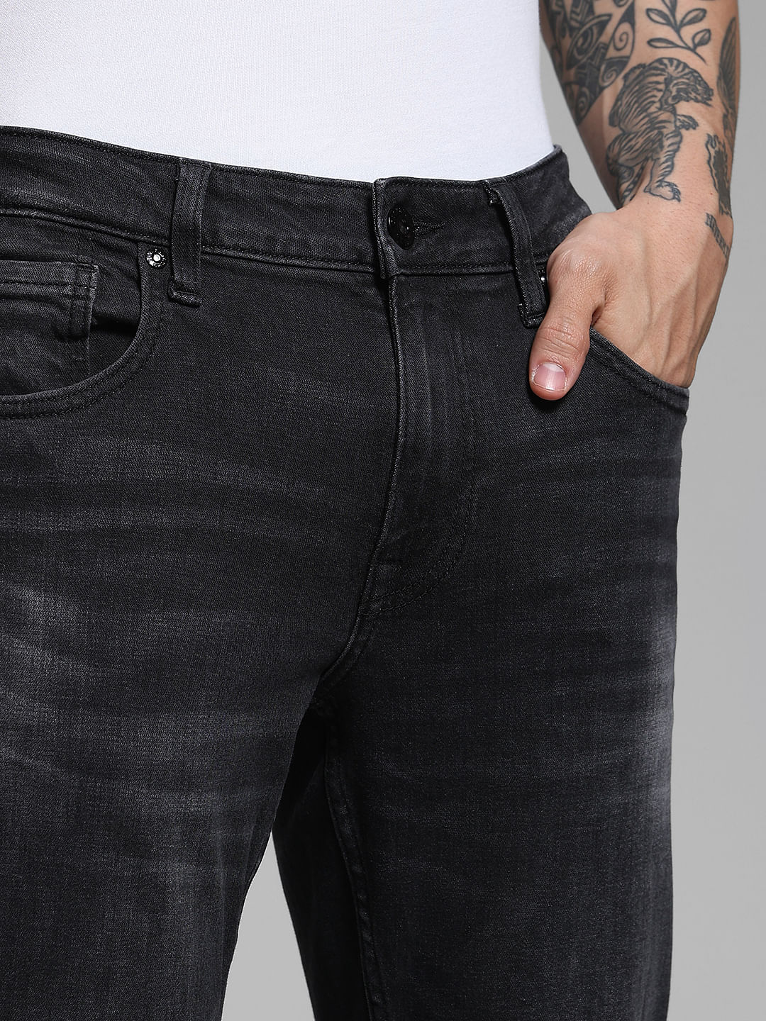 Washed Brak Slim Fit Jeans - Black