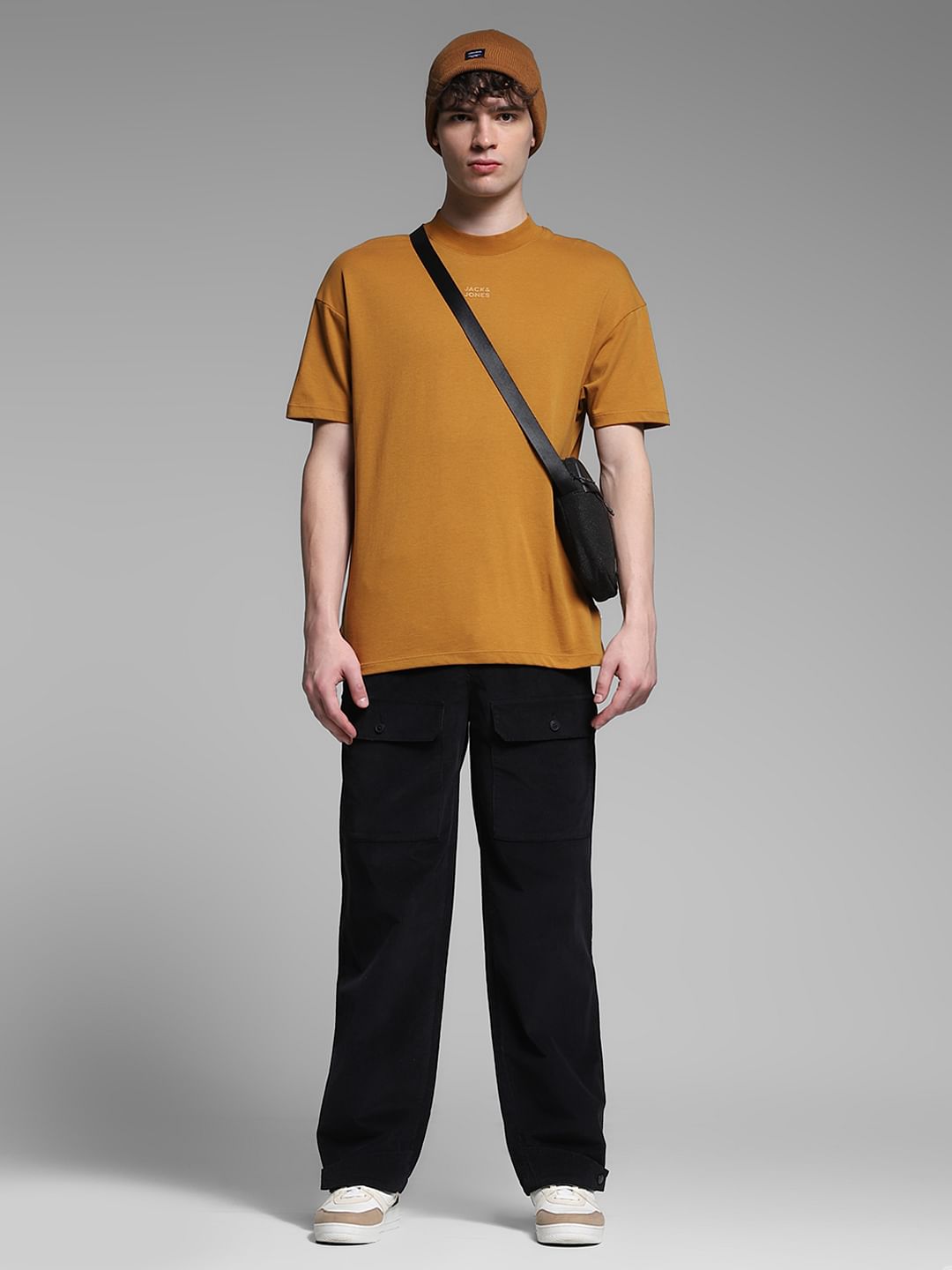 Black Mid Rise Loose Fit Pants