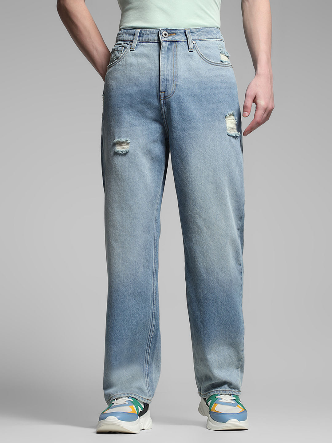 Light Blue Mildly Distressed Dario Loose Fit Jeans - 28/30