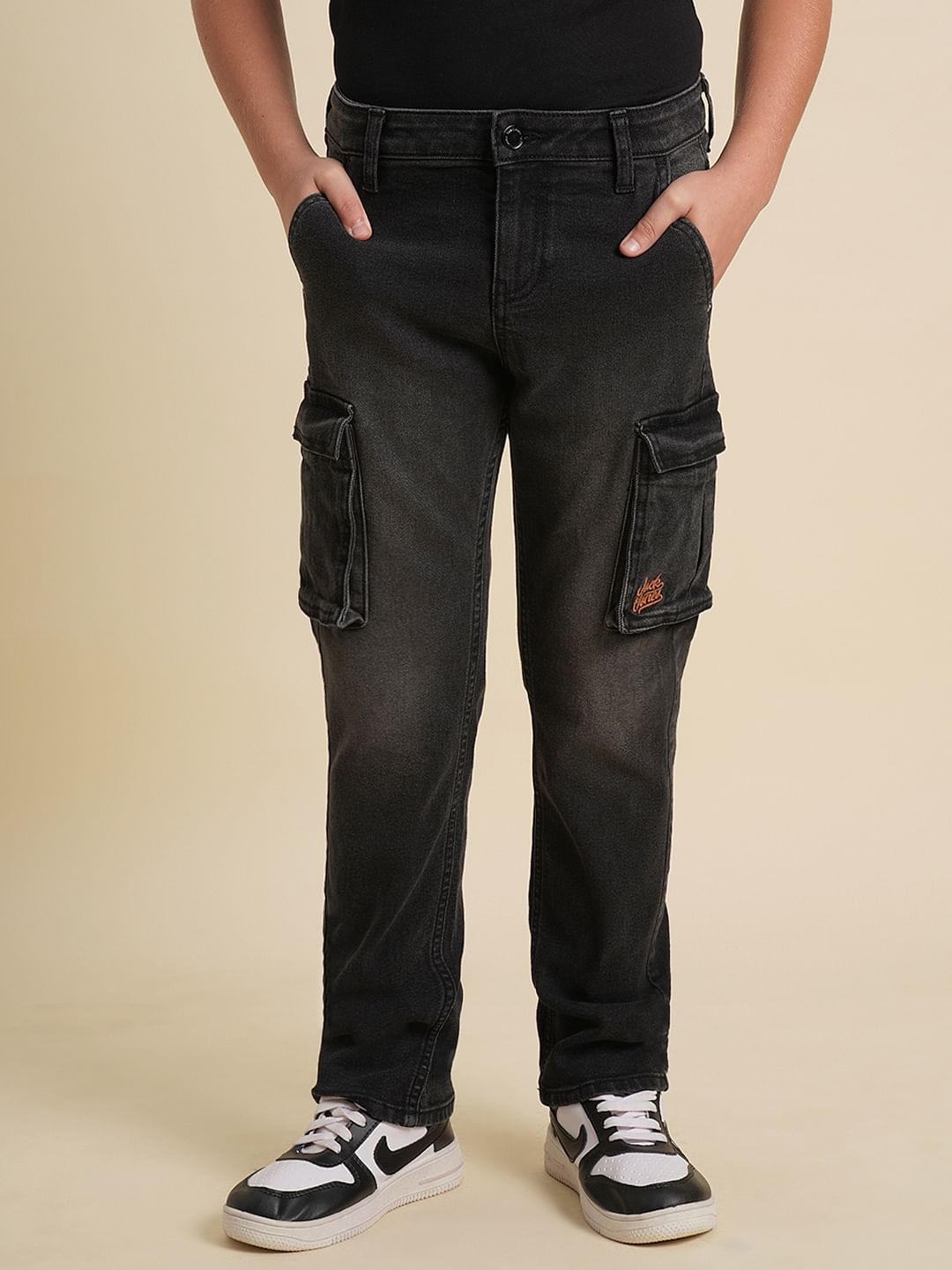 Boys Black Mid Rise Loose Fit Jeans