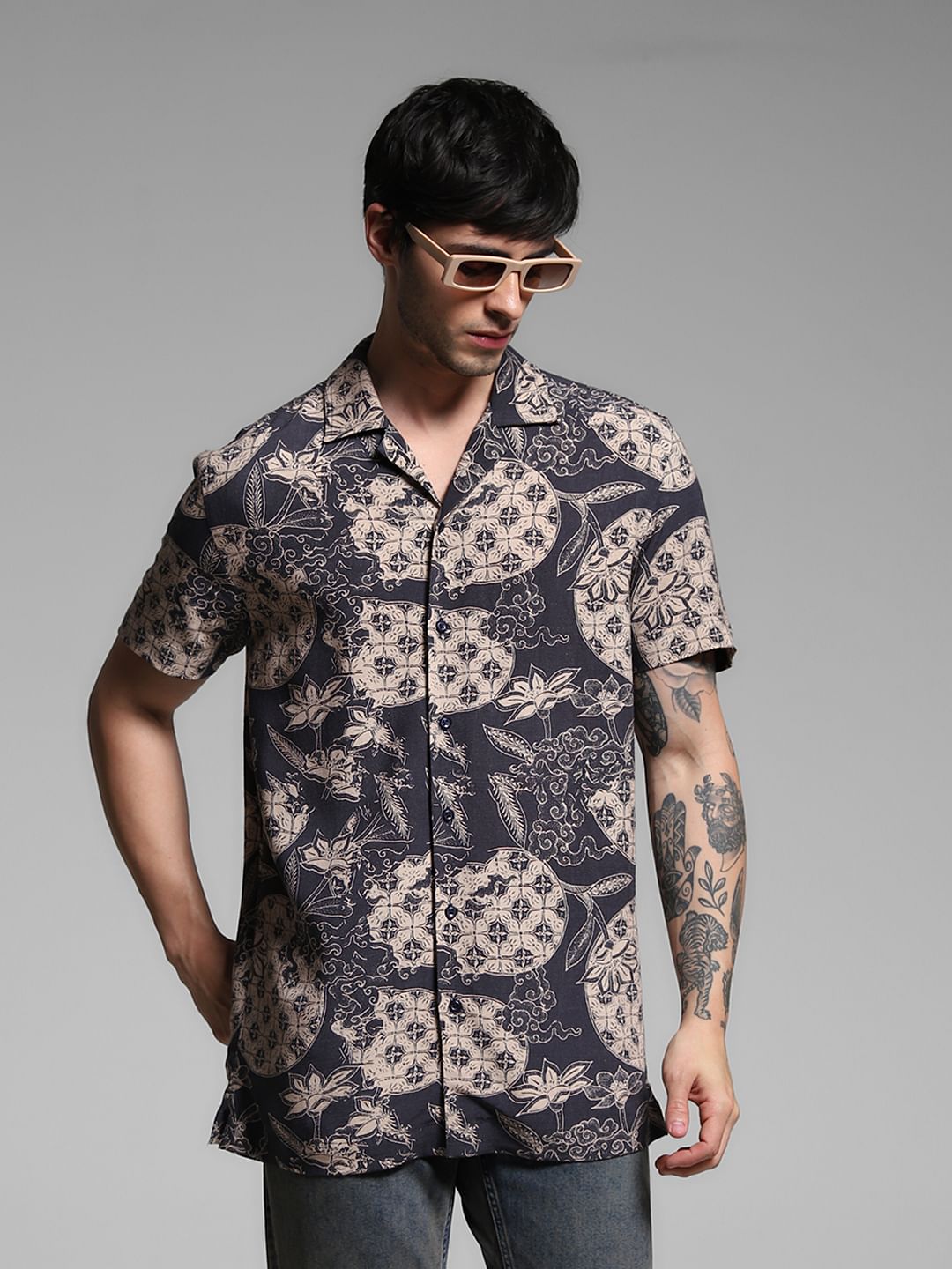 Black Floral Comfort Fit Shirt - S