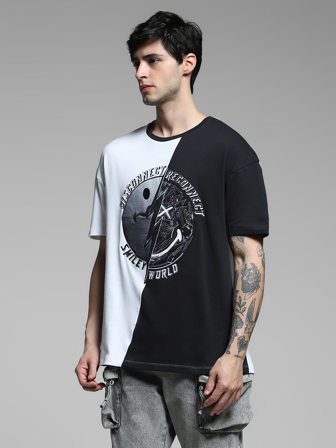 SmileyWorld   Black Colourblocked Boxy Fit T-shirt