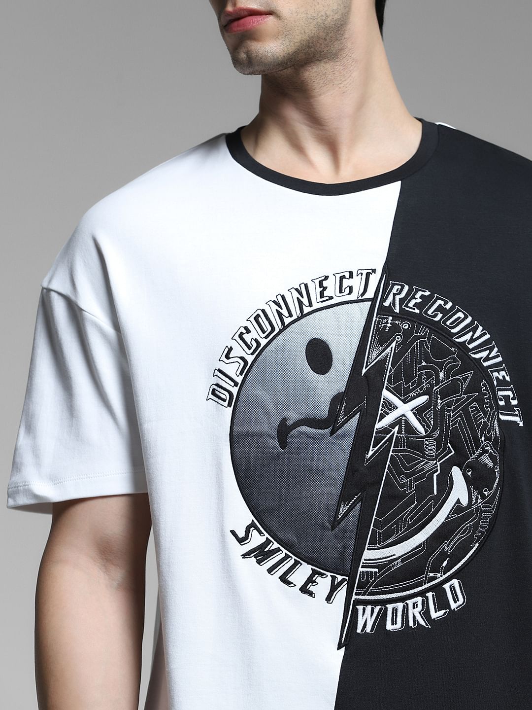 SmileyWorld   Black Colourblocked Boxy Fit T-shirt