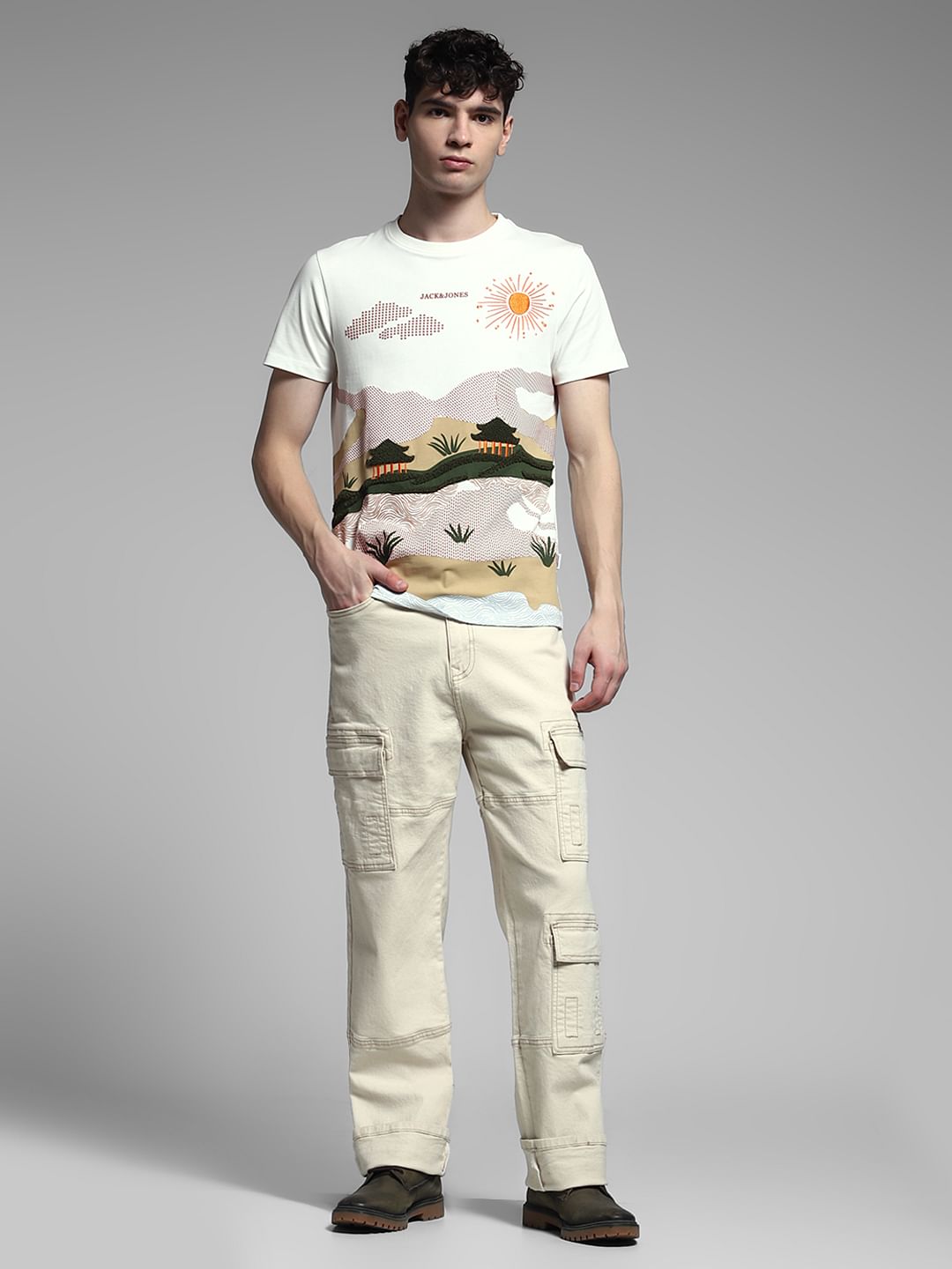 White Embroidered Graphic T-shirt