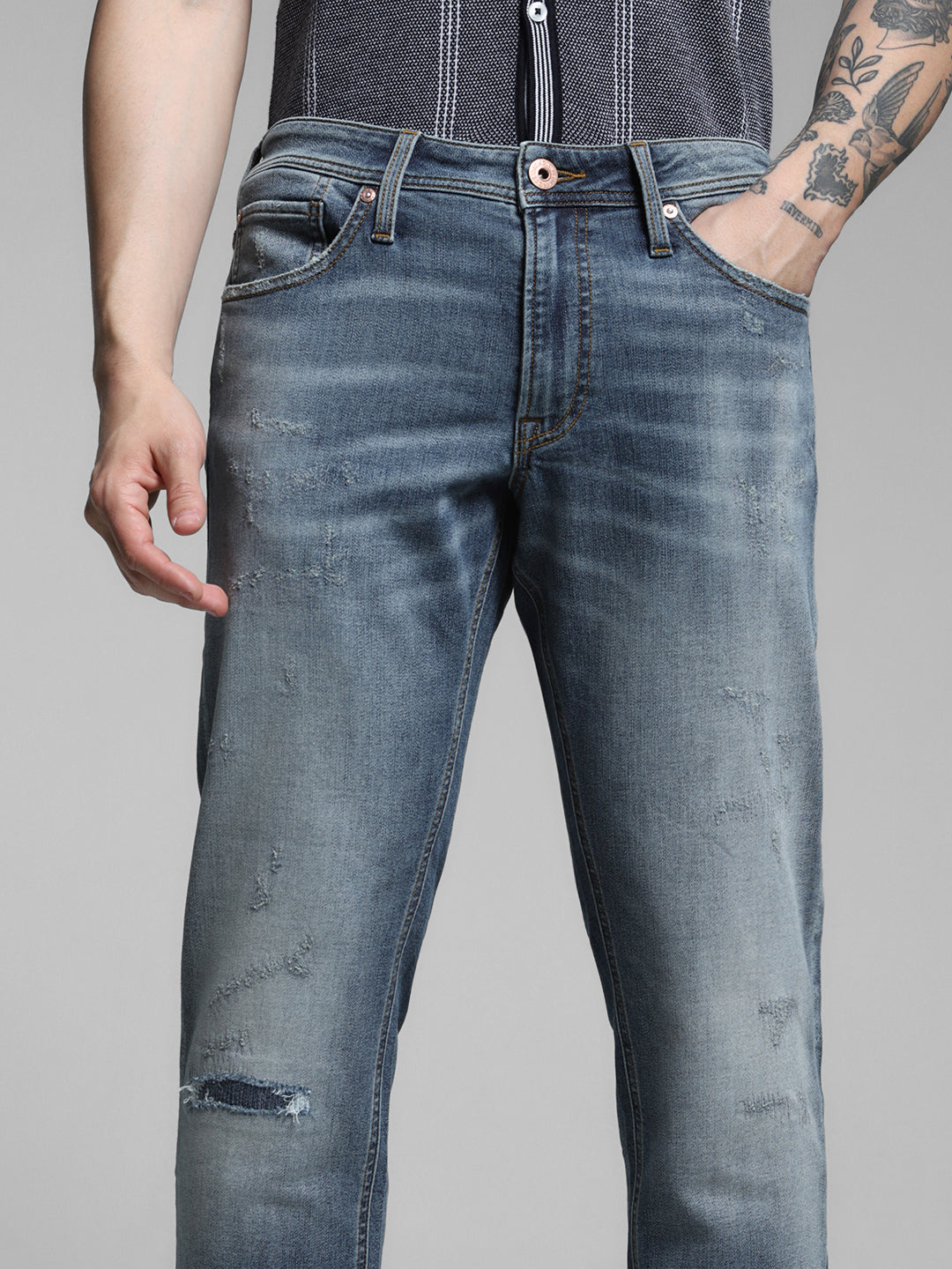 Men's Slim Fit Low Rise Distressed Blue Denim Jeans