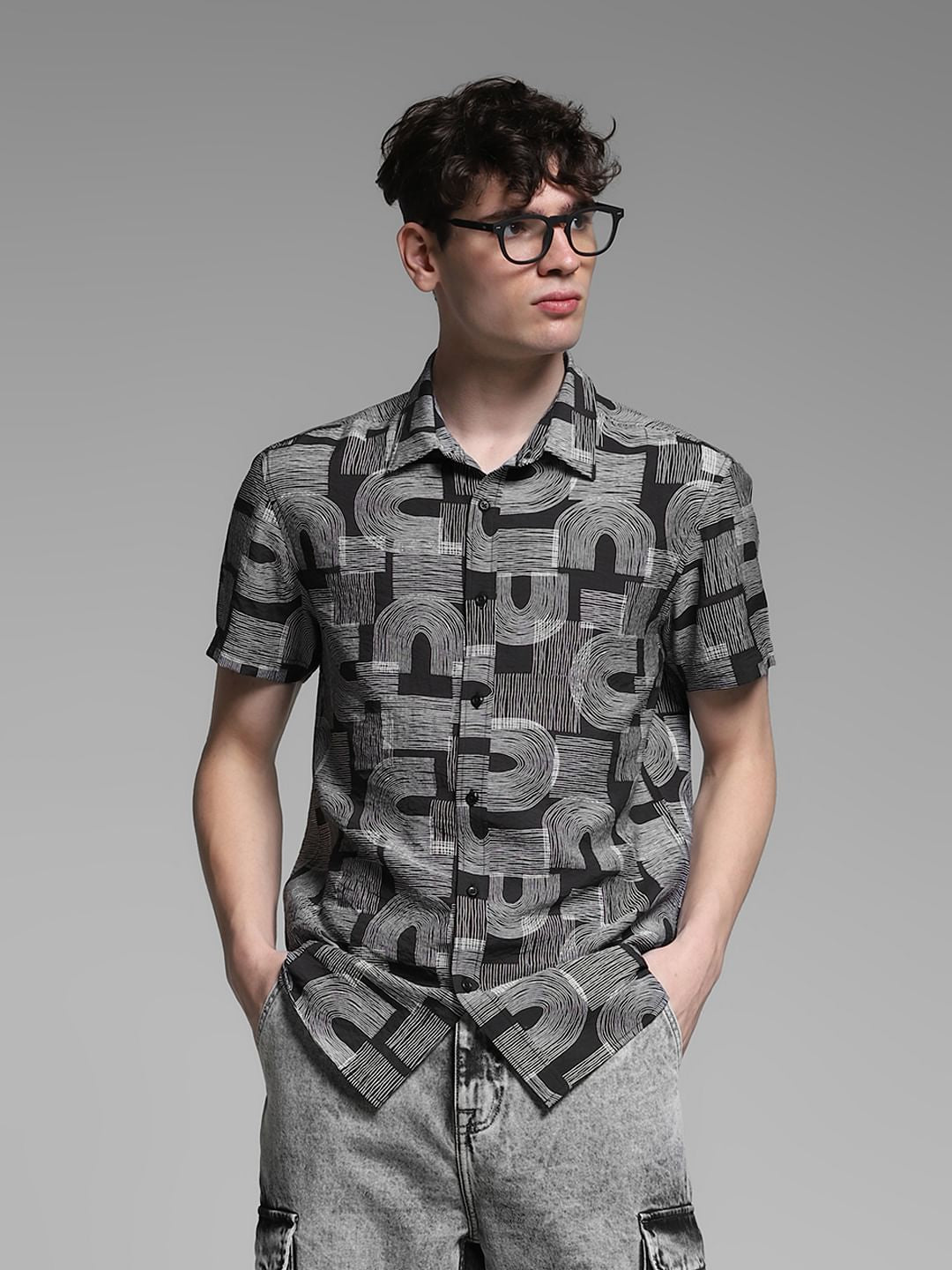 Black Abstract Print Shirt - S