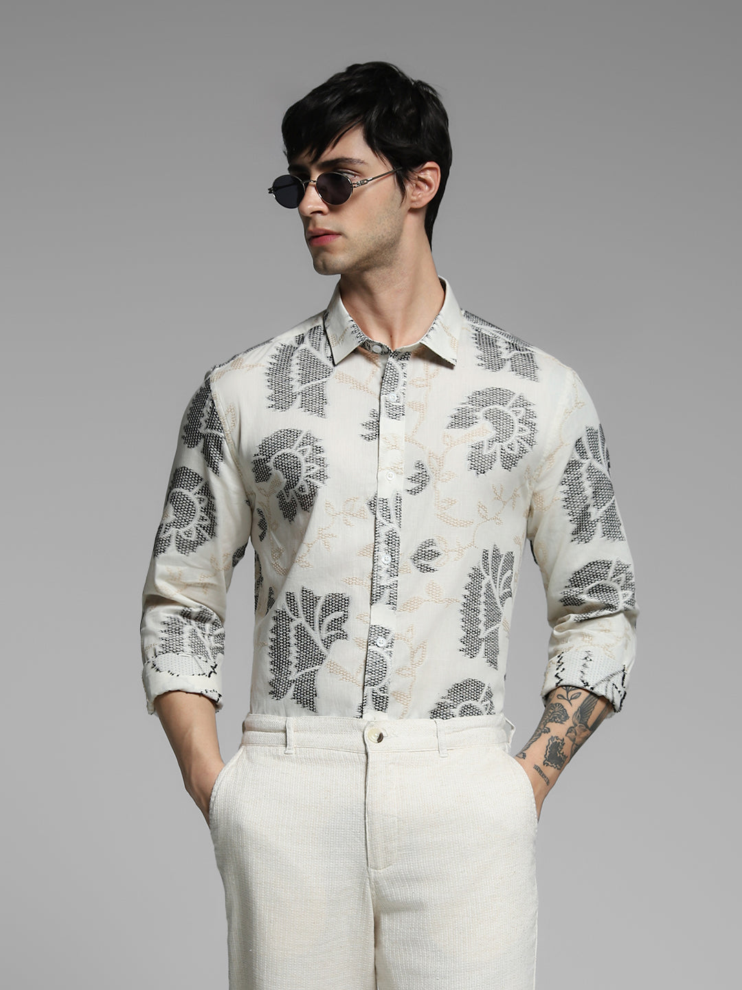 Men Off White Cotton Jacquard Geometric Slim Fit Shirt - M