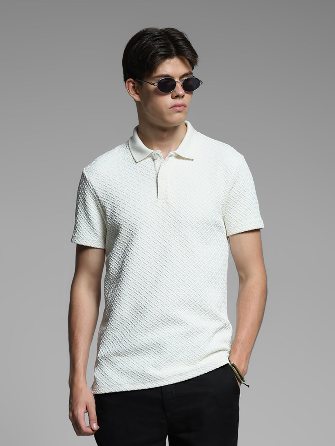 Cream Textured Polo T-shirt - M