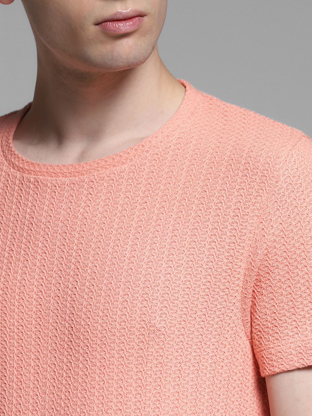 Coral Jacquard Crew Neck T-shirt