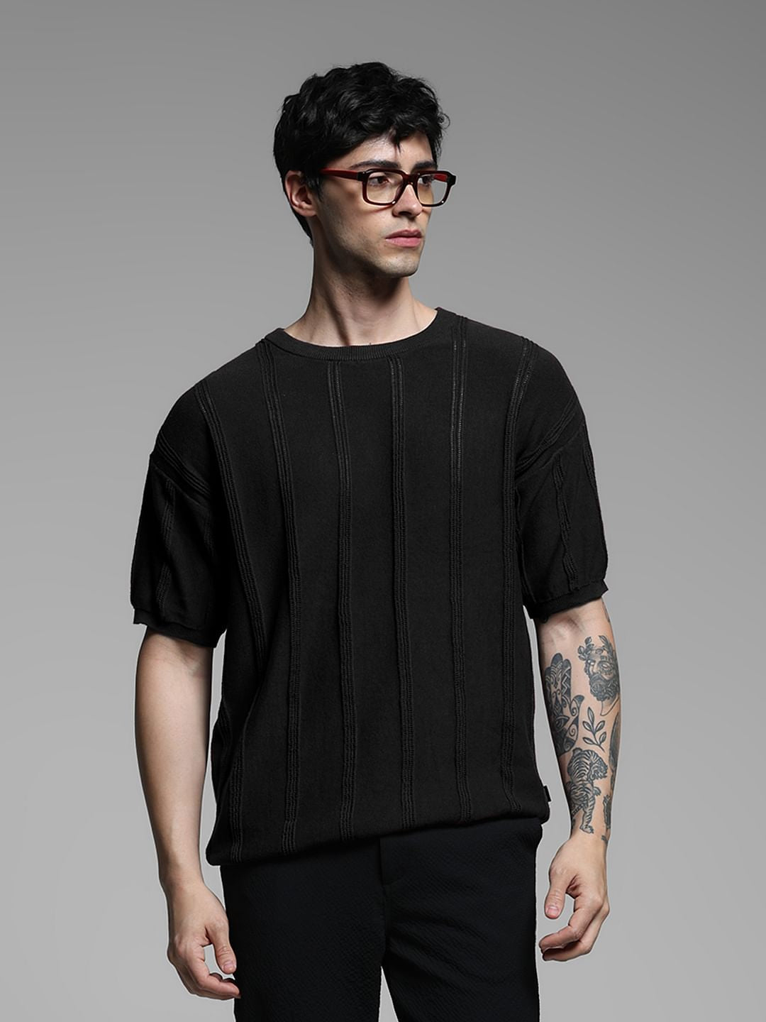 Black Knitted Crew Neck T-shirt