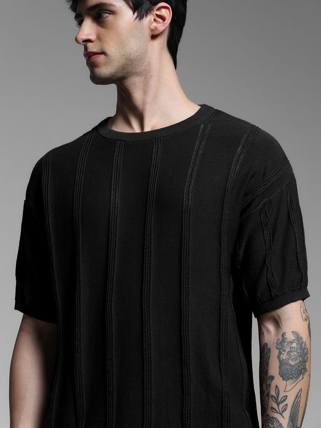 Black Knitted Crew Neck T-shirt
