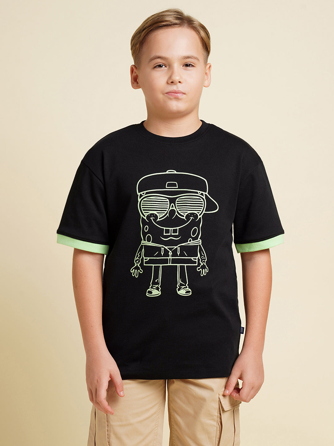 Boys Cotton Graphic Print T-Shirt In Jet Black With Contrast Cuffs