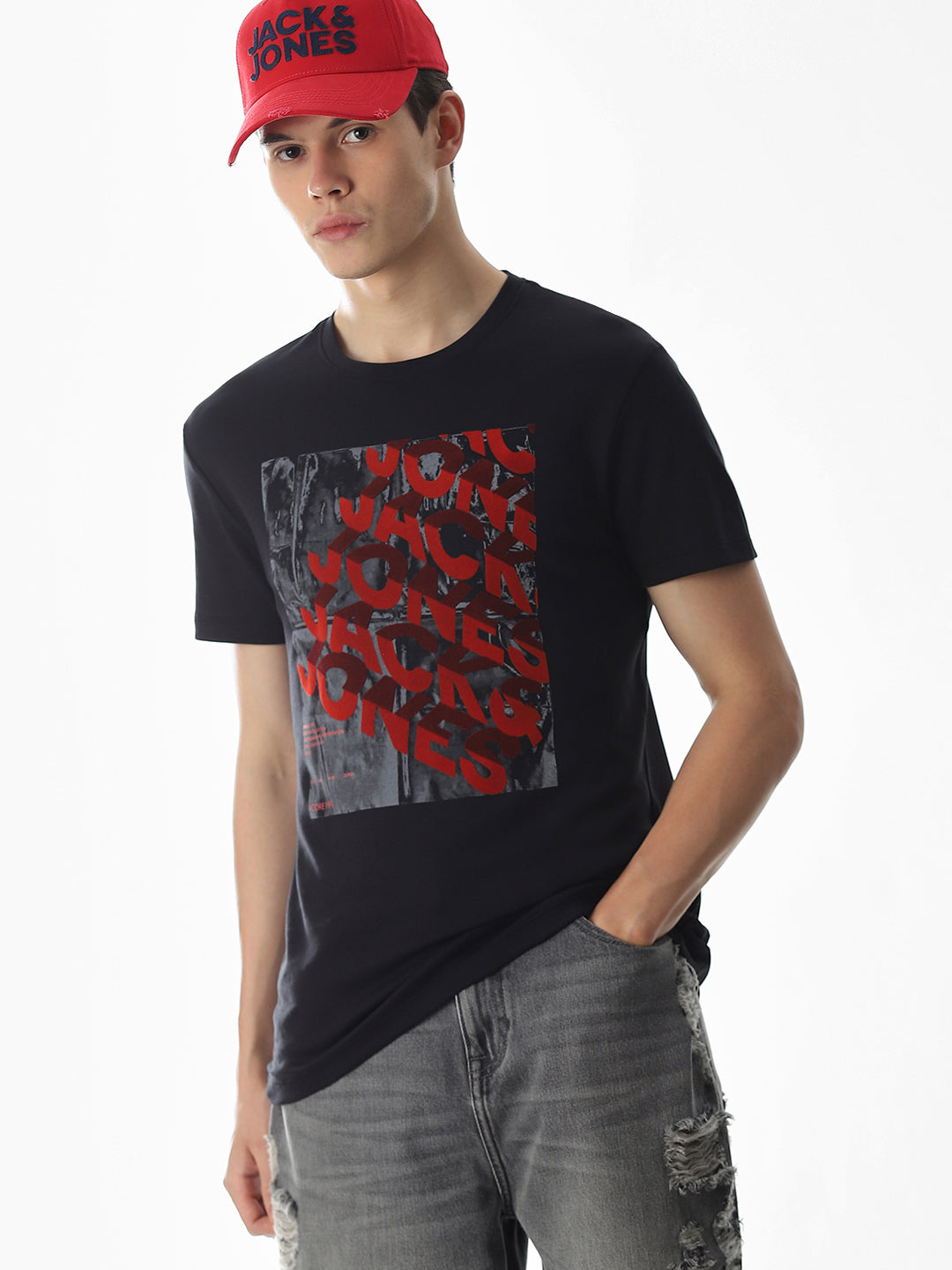 Typography Slim Fit T-shirt - Black - S
