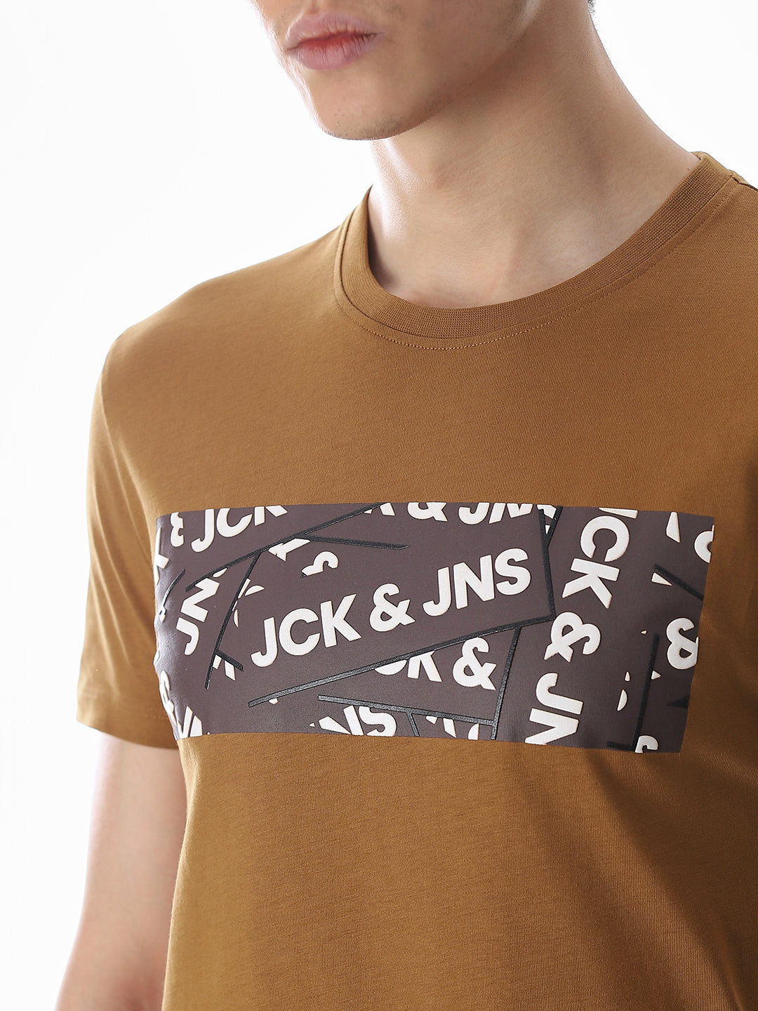 Chest Print Slim Fit T-shirt - Brown