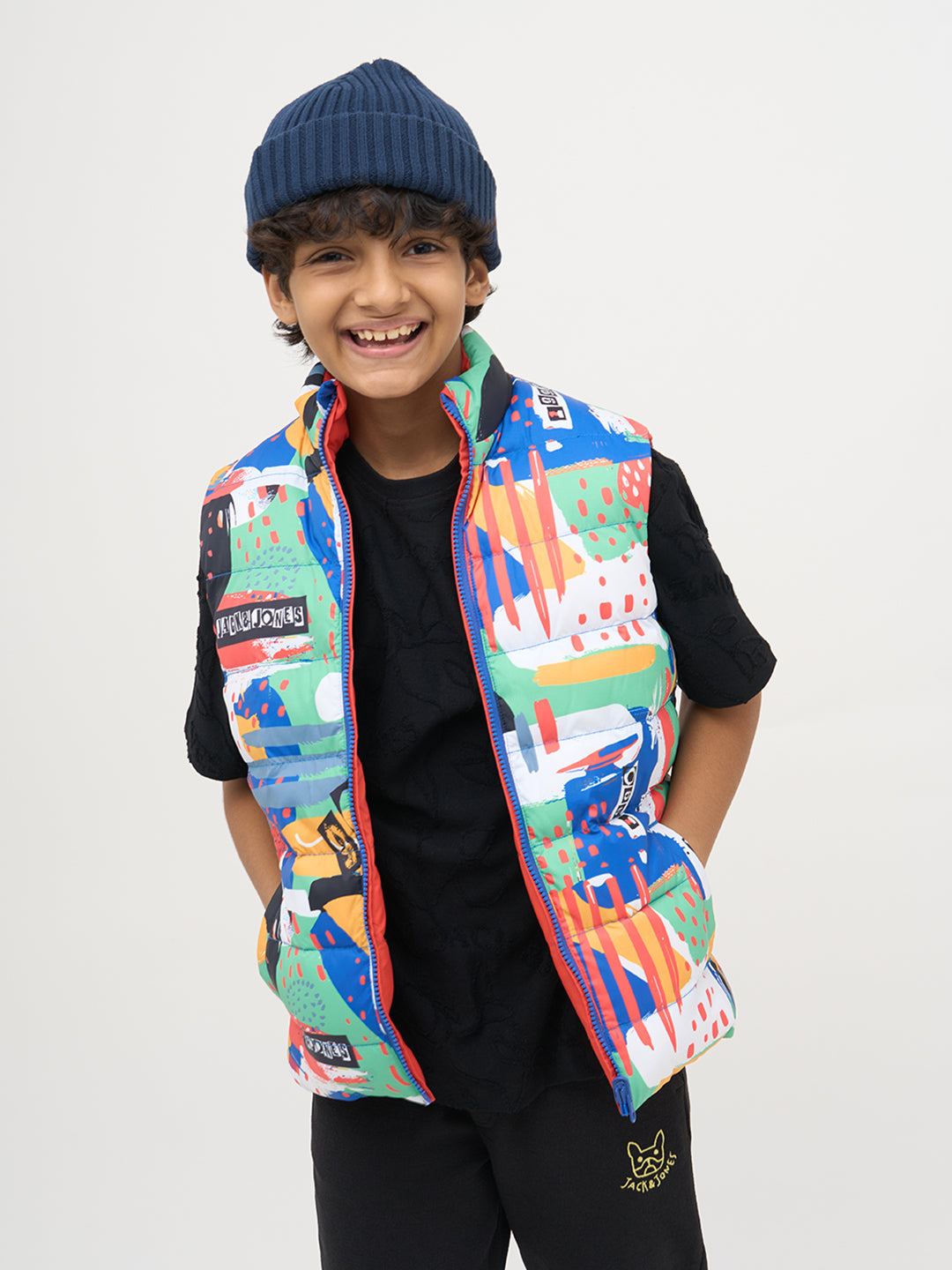 Boys Reversible Abstract Print Puffer Jacket With High Neck - 4/5Y