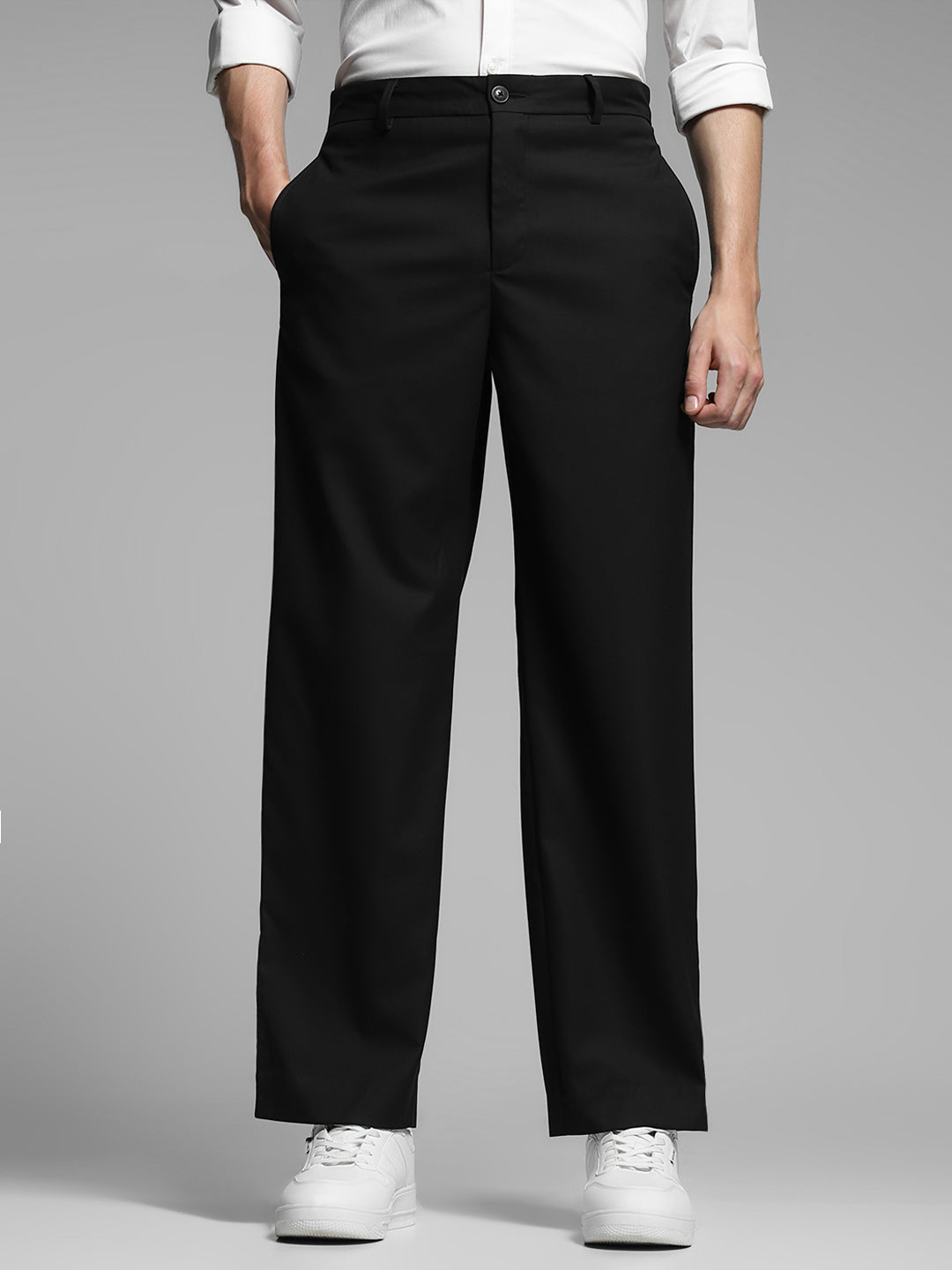 Men's Black Solid Loose Fit Chinos With Button & Zip Fly - S