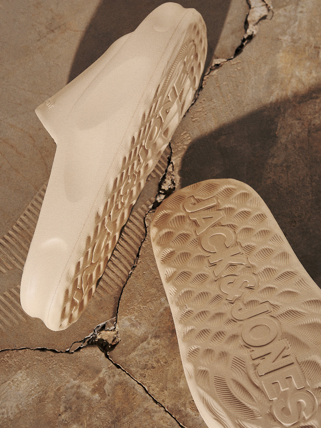 Beige Moulded Pool Sliders - 40