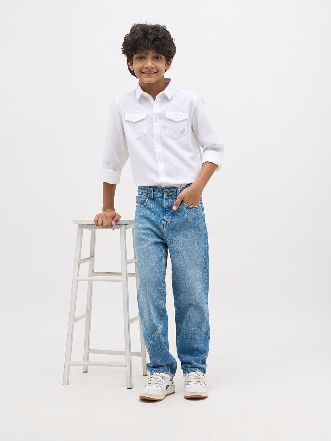 Blue Washed Printed Loose Fit Jeans - 4/5Y