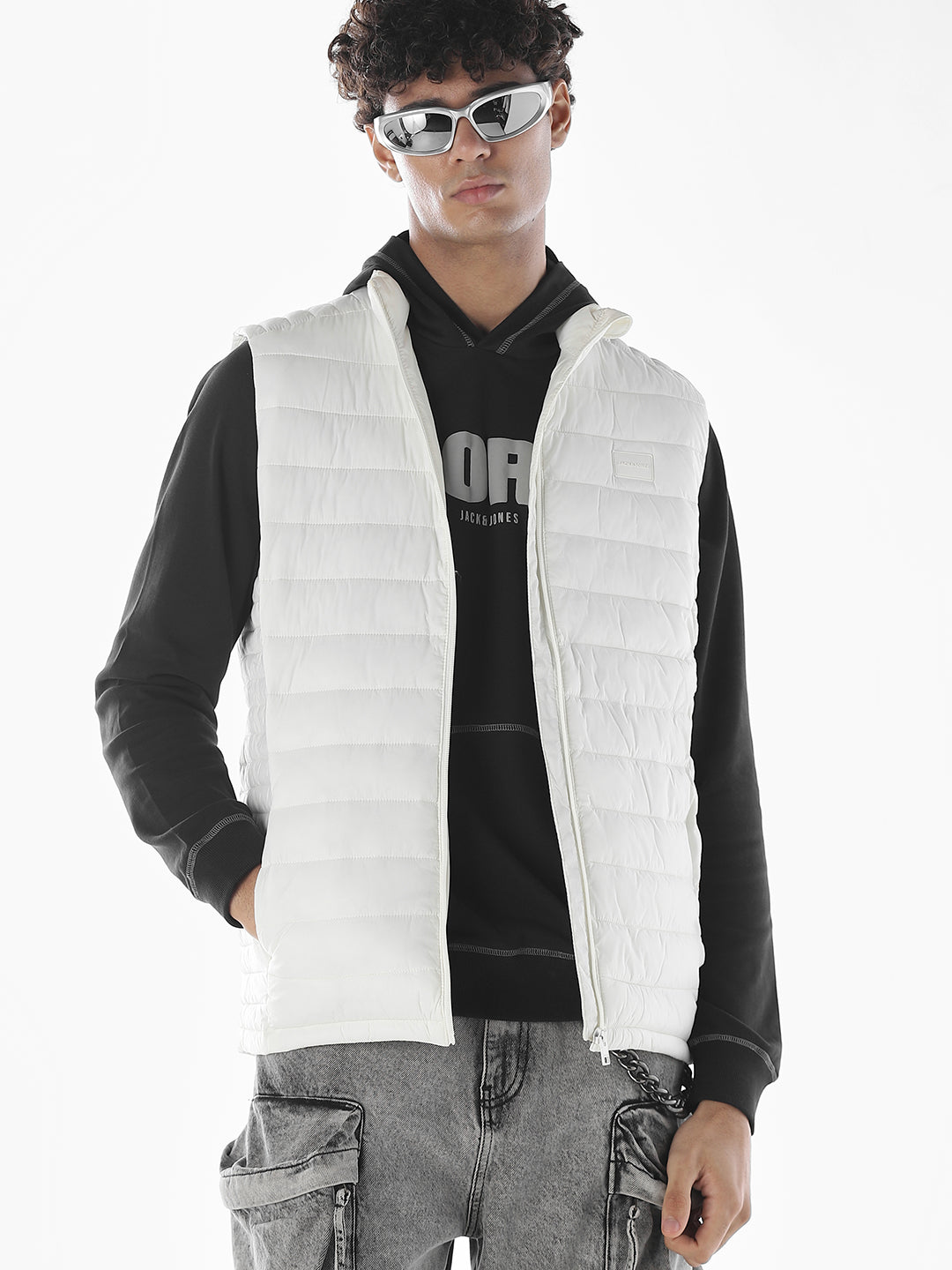 Sleeveless High Neck Puffer Vest - White - S