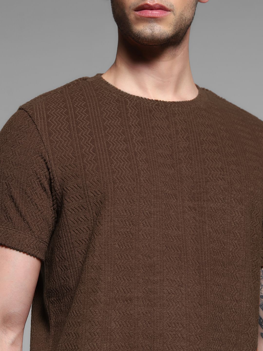 Brown Jacquard Crew NECK t-shirt