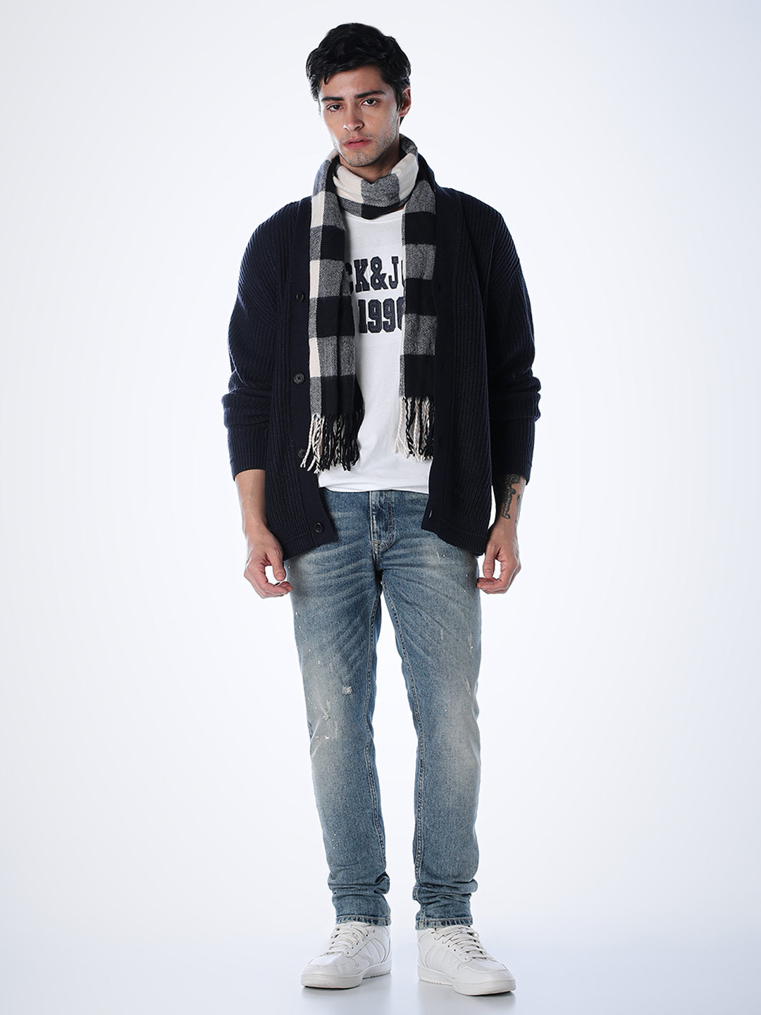 V-Neck Buttoned Cardigan - Dark Blue