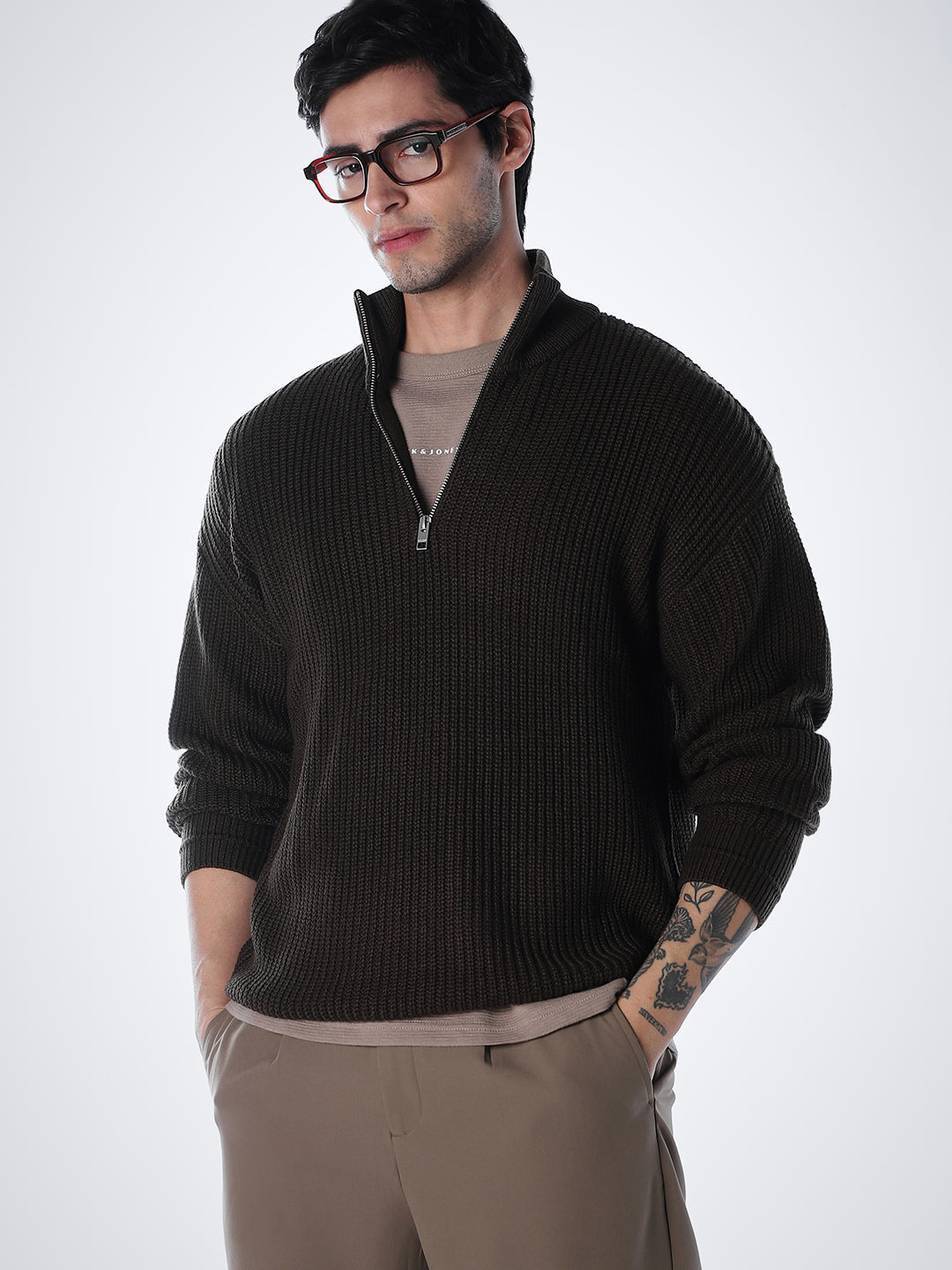 Half-Zip High Neck Pullover - Brown - S