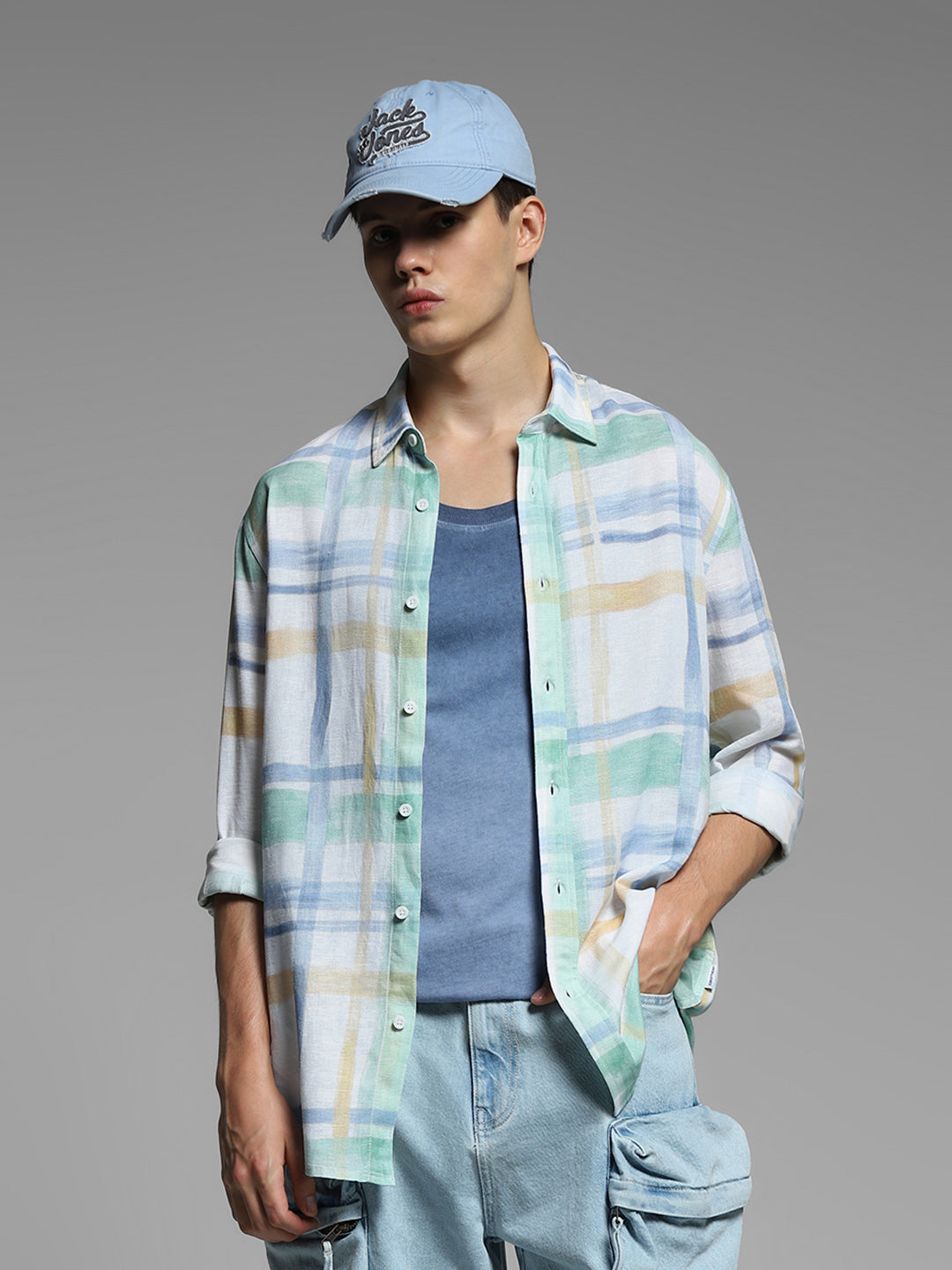 Men's Regular Fit Polyester Checked Shirt With Long Sleeves - M