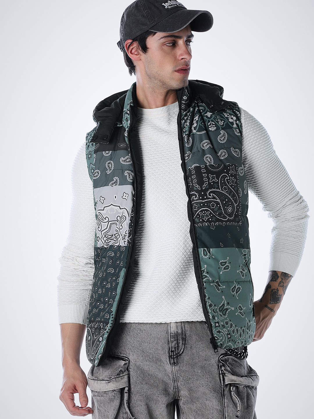 Bandana Print Reversible Hooded Jacket - S