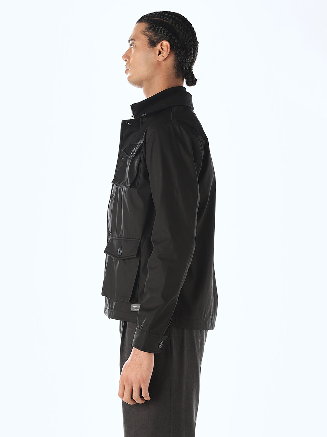 Multi-Pocket Buttoned Jacket