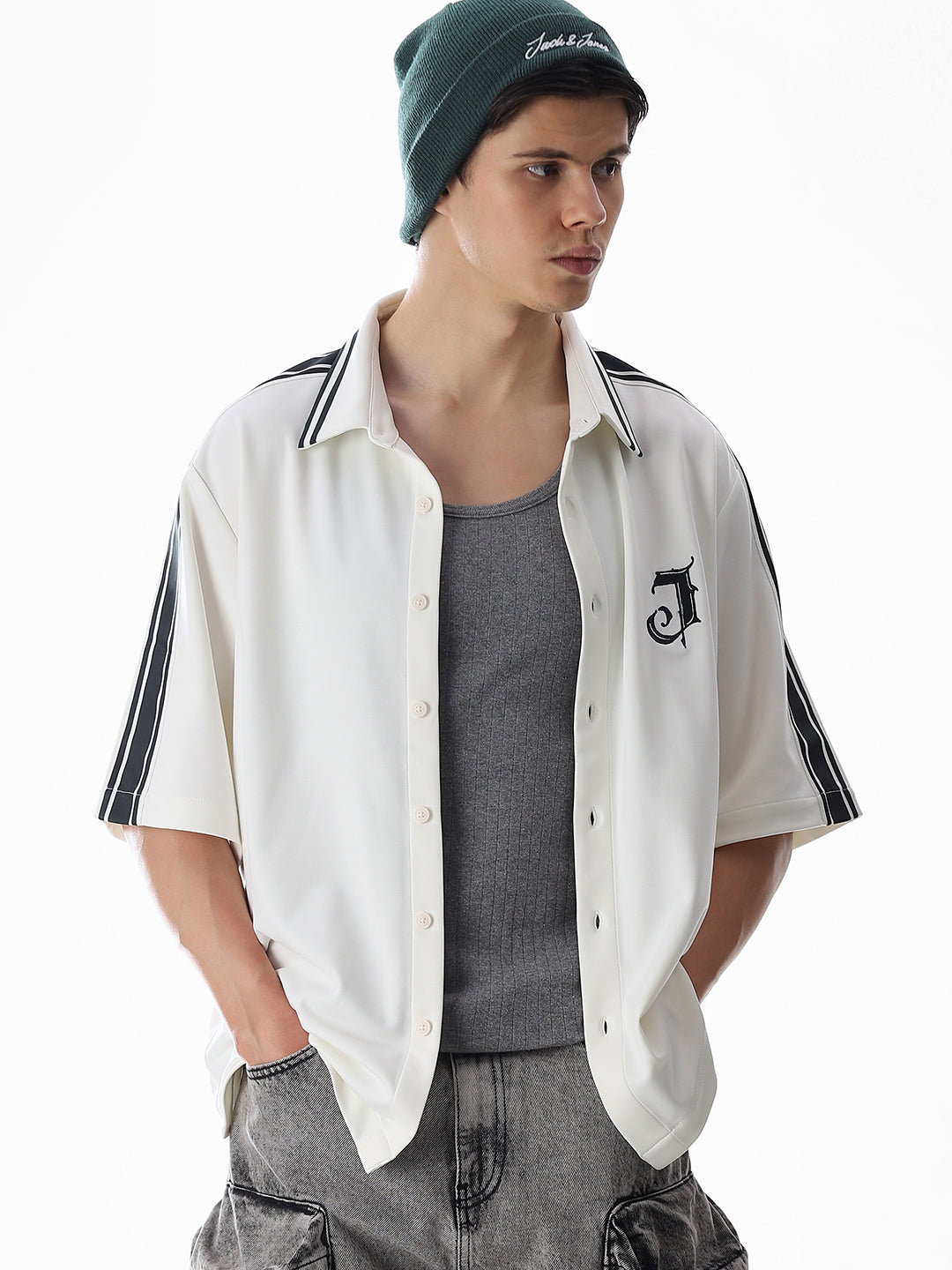 White Printed Knitted Oversized Shirt - M