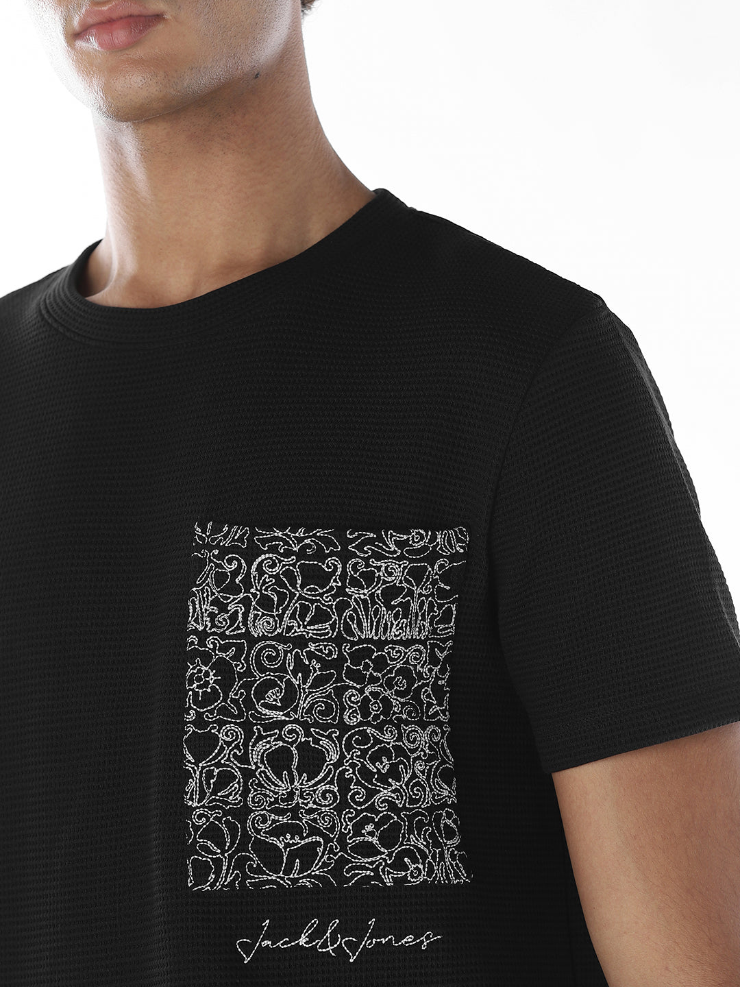 Chest Pocket Crew Neck T-shirt