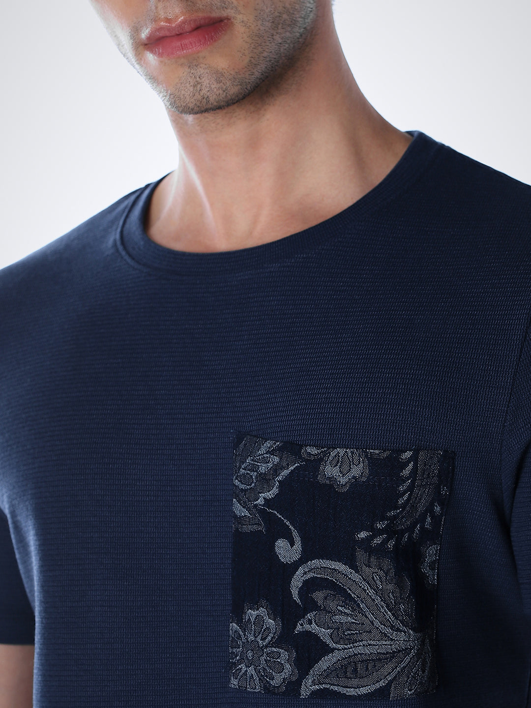 Jacquard Print Pocket T-shirt