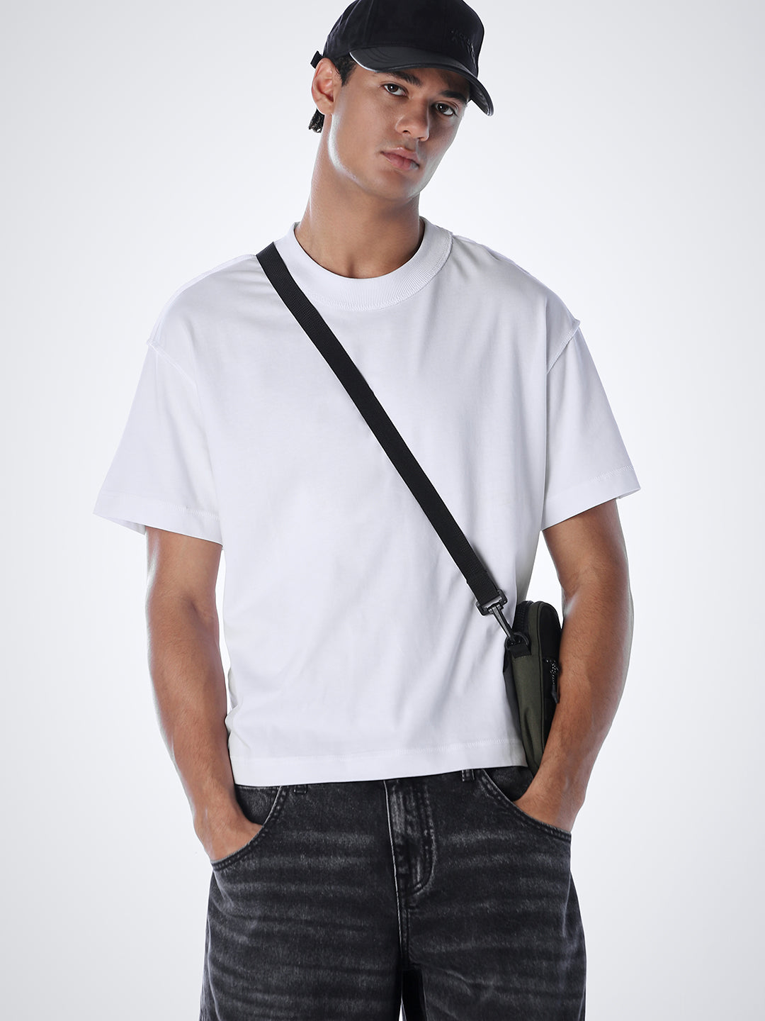 Acid Wash Cotton T-shirt - White - S